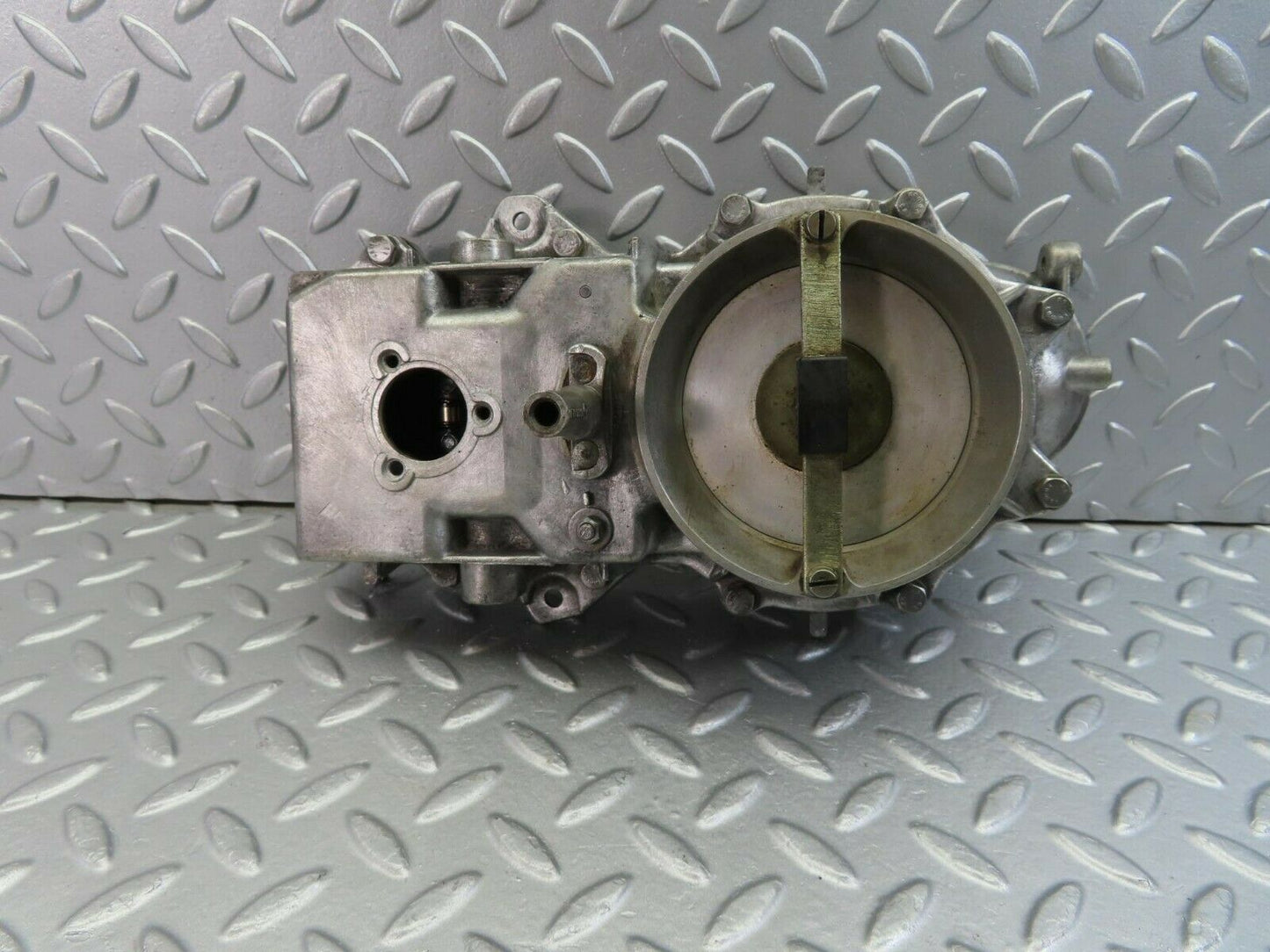 9810 Mercedes-Benz C123 280CE Coupe Air Flow Mass Meter Sensor Bosch 1101410790