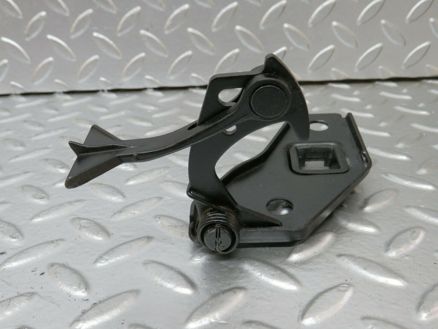 24338 Mercedes-Benz S124 220TE Wagon Bonnet Release Latch 1248800360
