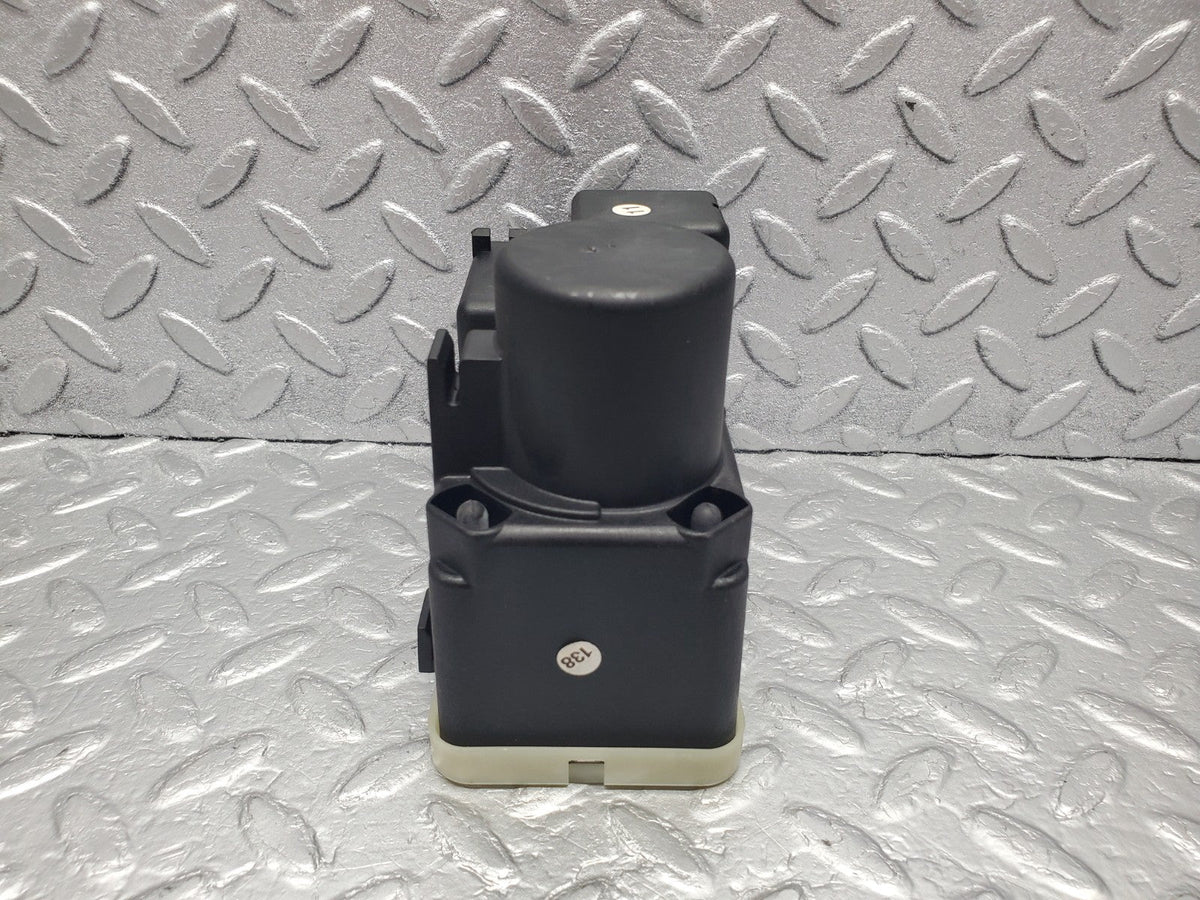 W201 Baby Benz central locking pump used OEM