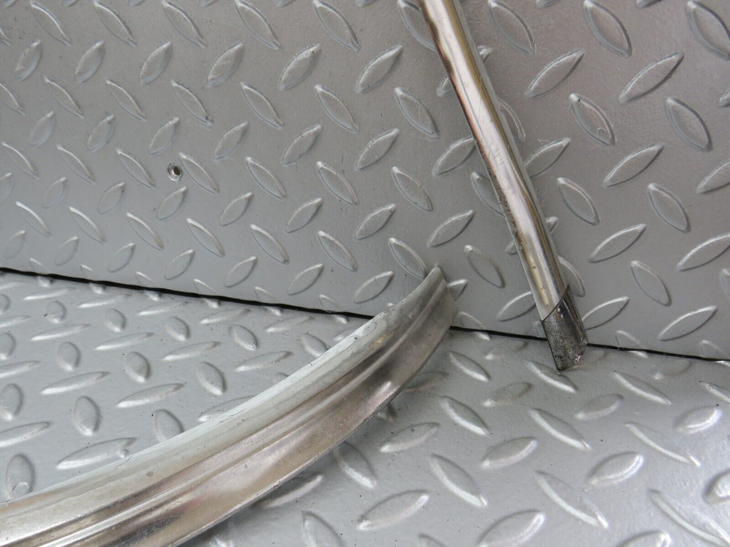 35797 Mercedes-Benz W108 Front Windscreen Chrome Frame