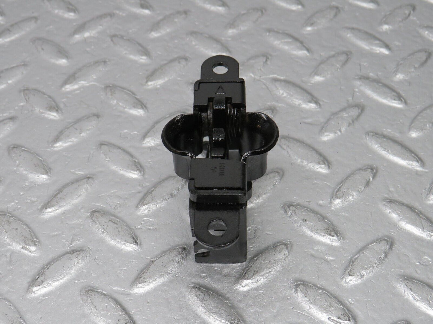 38534 Mercedes-Benz R129 280SL Coupe Bonnet Lock Latch
