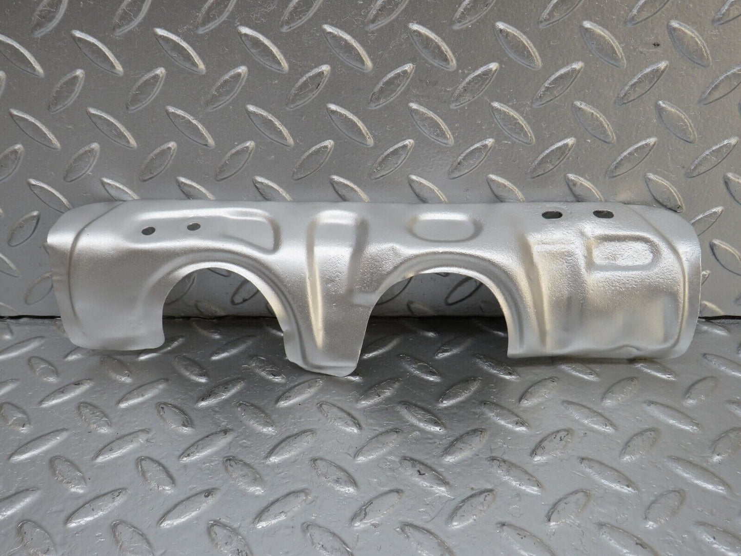 33049 Mercedes-Benz W126 380 V8 M116 Exhaust Manifold Heat Shield