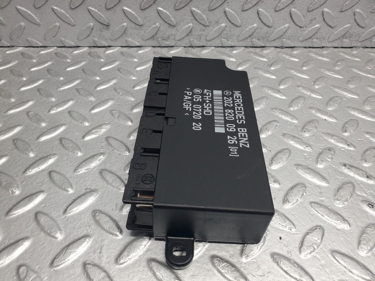 W124 Wagon comfort control unit used OEM