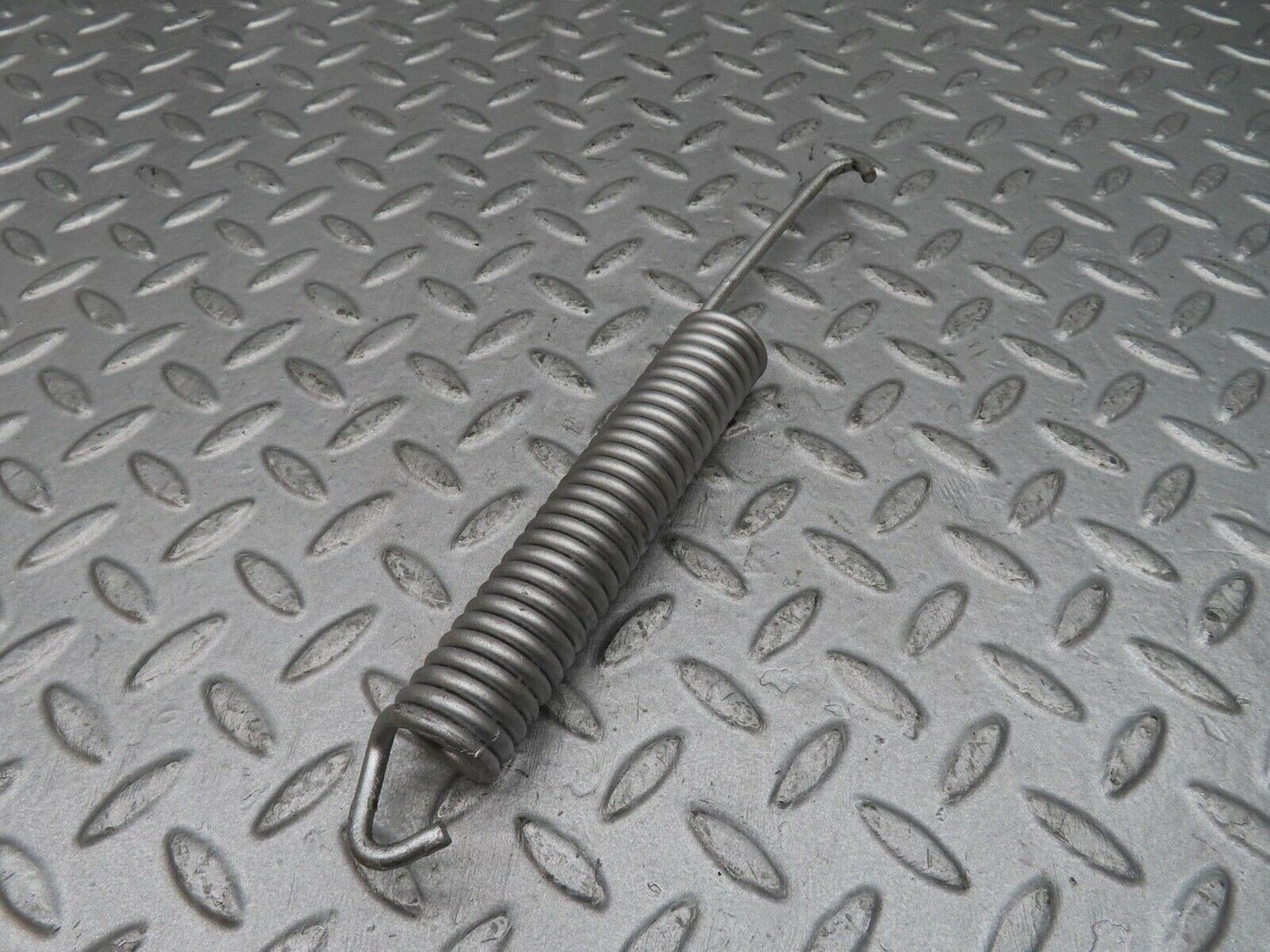 12293 Mercedes-Benz W108 280SE 3.5 Bonnet Hinge Spring
