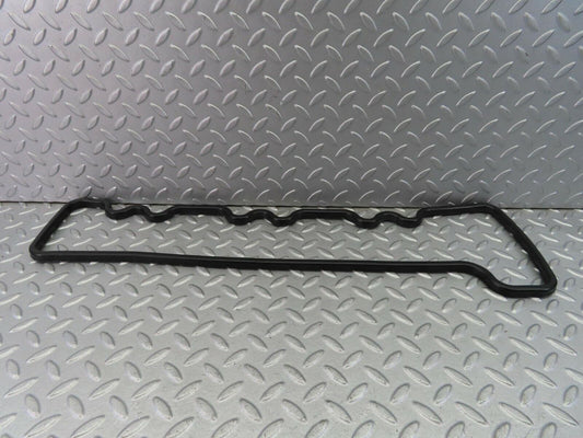 8104 Mercedes-Benz W108 Valve Cover Gasket Seal 1300160221