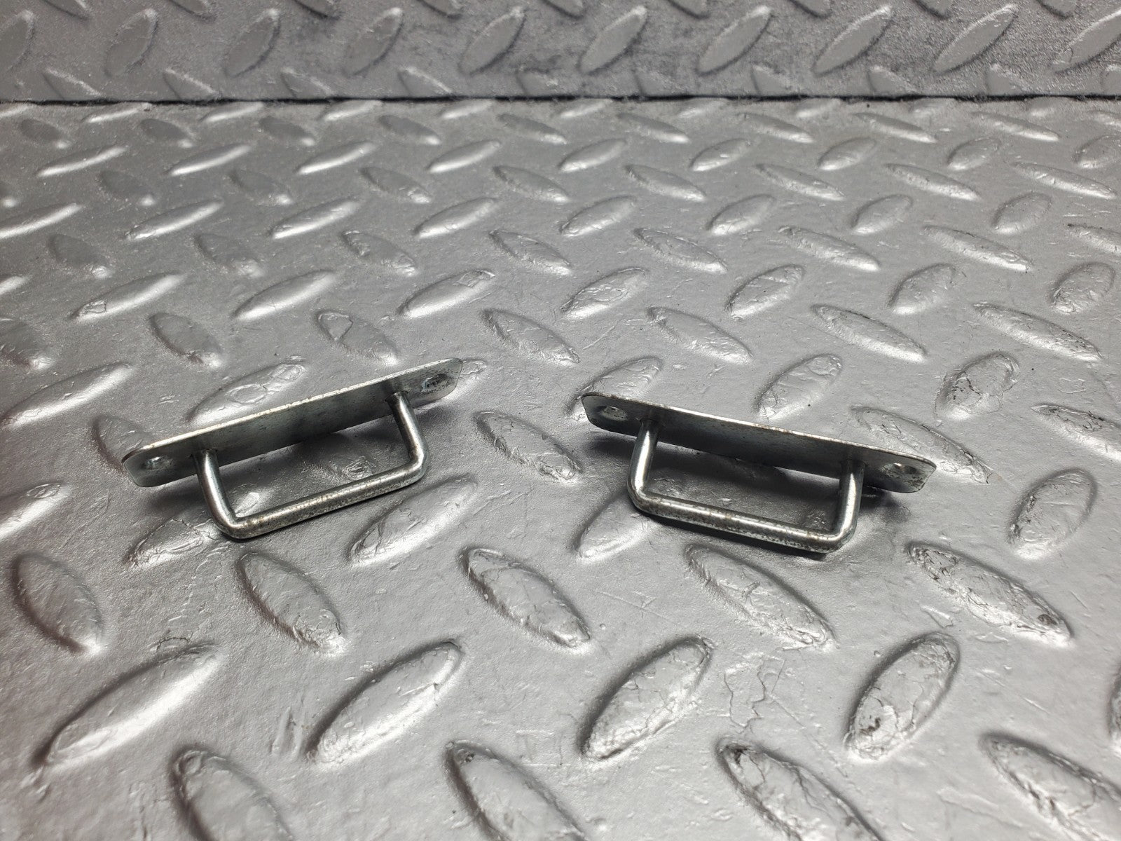 W124 Wagon trunk cargo hook clip used OEM
