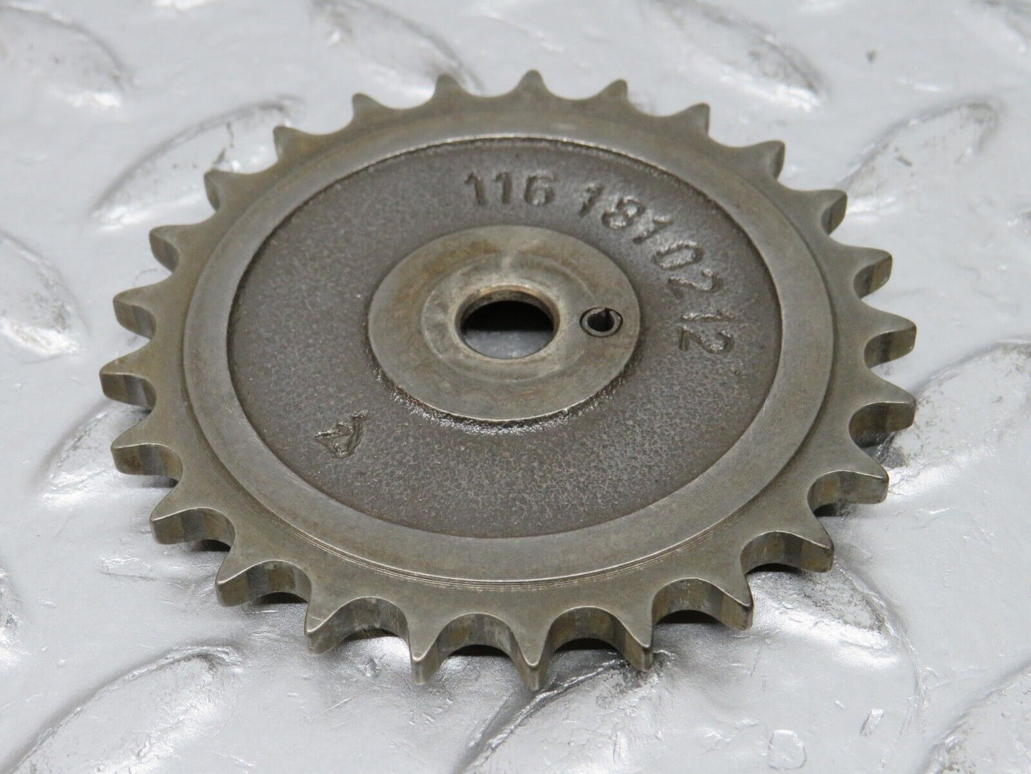 32766 Mercedes-Benz C107 R107 350 V8 Oil Pump Sprocket 1161810212