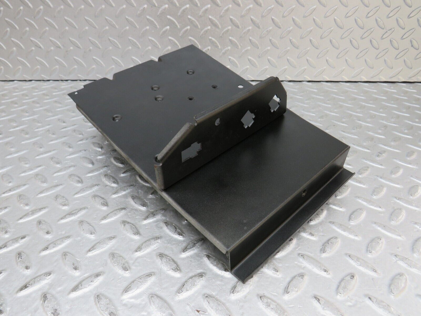 37363 Mercedes-Benz W109 300SEL ECU Bracket