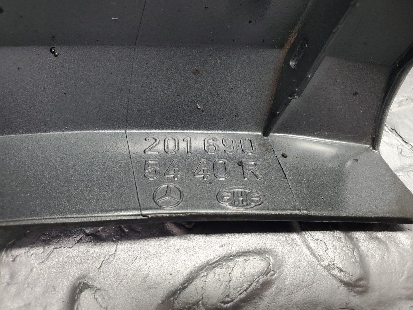 W201 Baby Benz front right fender wing moulding trim used OEM