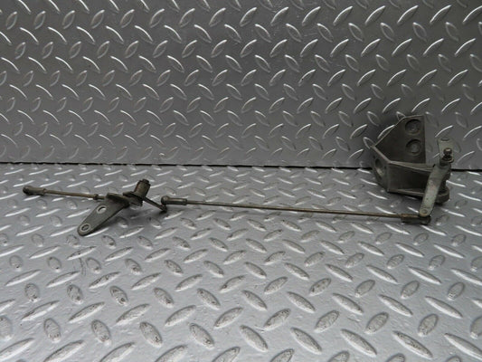 20999 Mercedes-Benz W114 250CE Coupe Throttle Linkage 1140720301