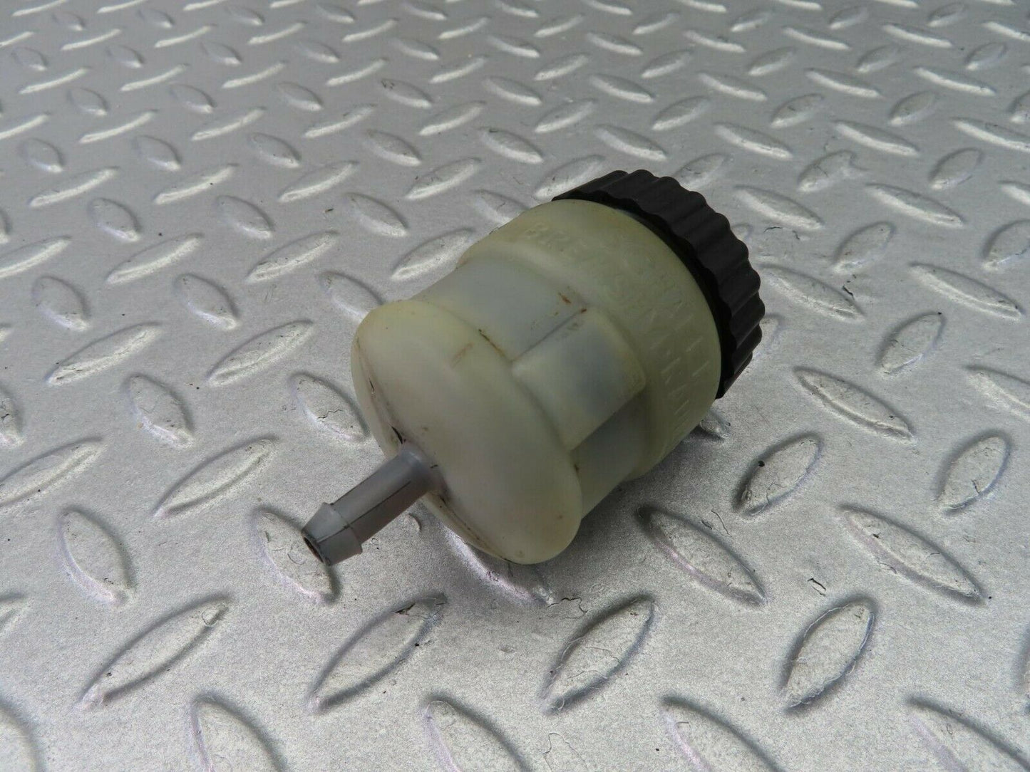 7978 Mercedes-Benz W115 220D Clutch Fluid Reservoir