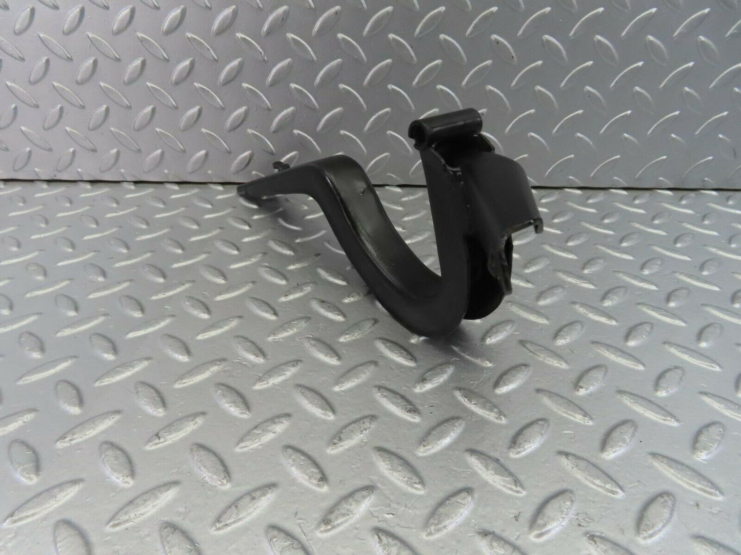 10846 Mercedes-Benz W123 230E Trunk Lid Hinge Right Side