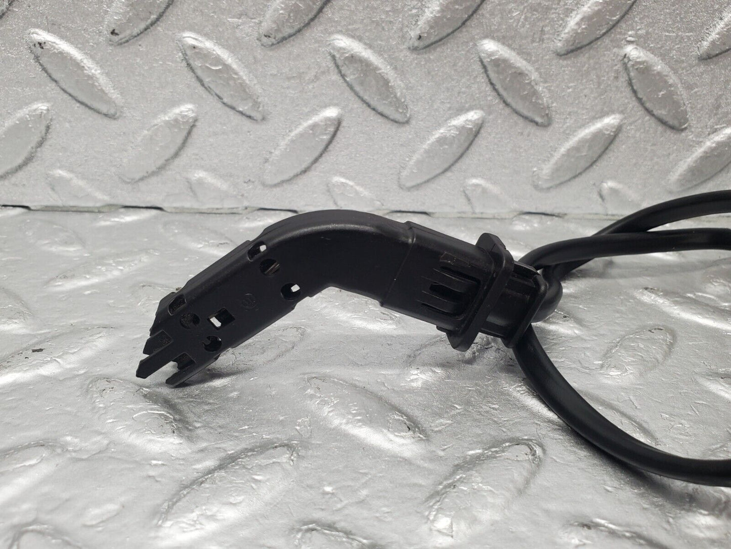 46055 Mercedes-Benz W126 420SE Temperature Sensor 0085450928