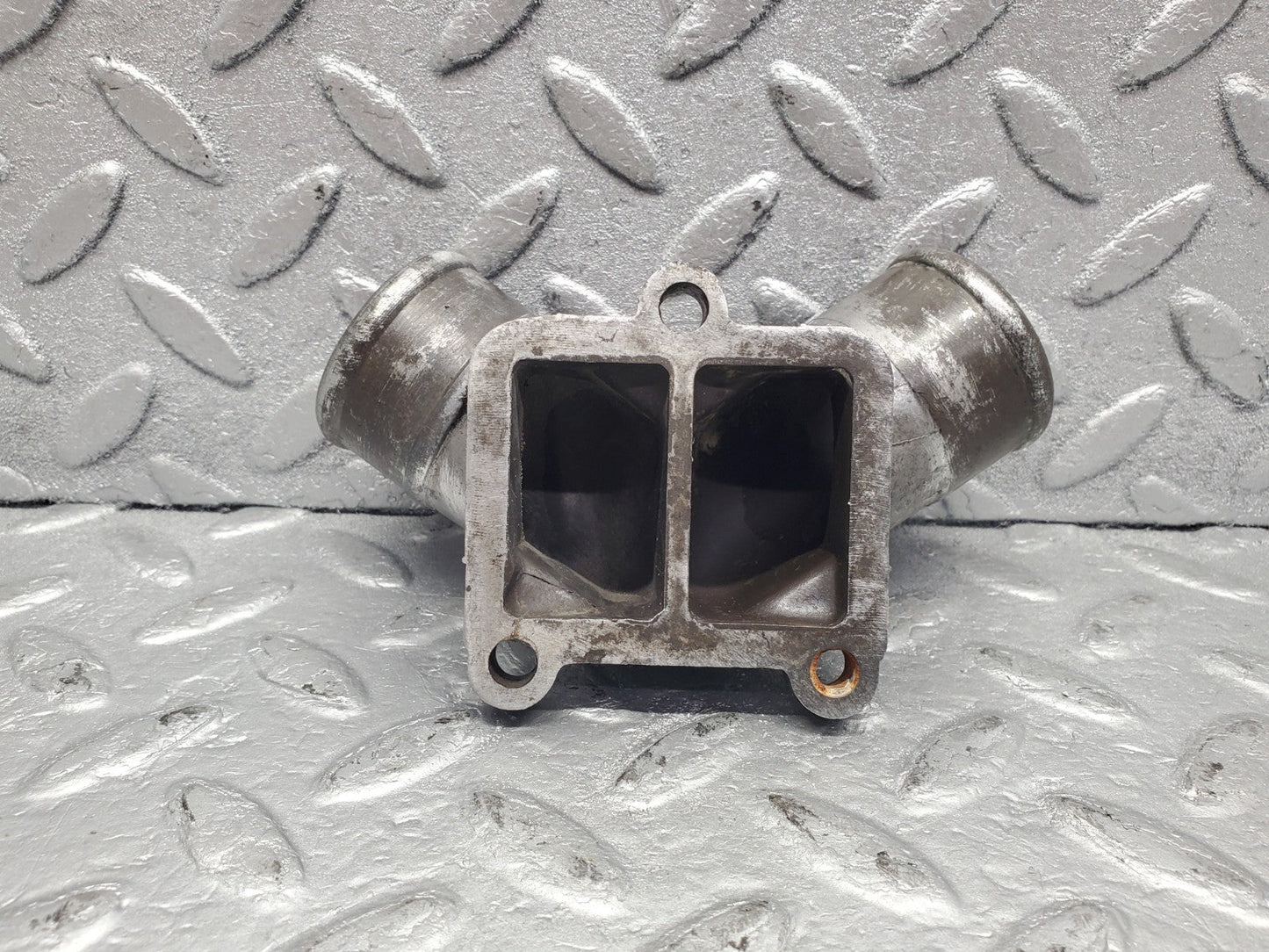 W126 Coupe thermostat housing used OEM