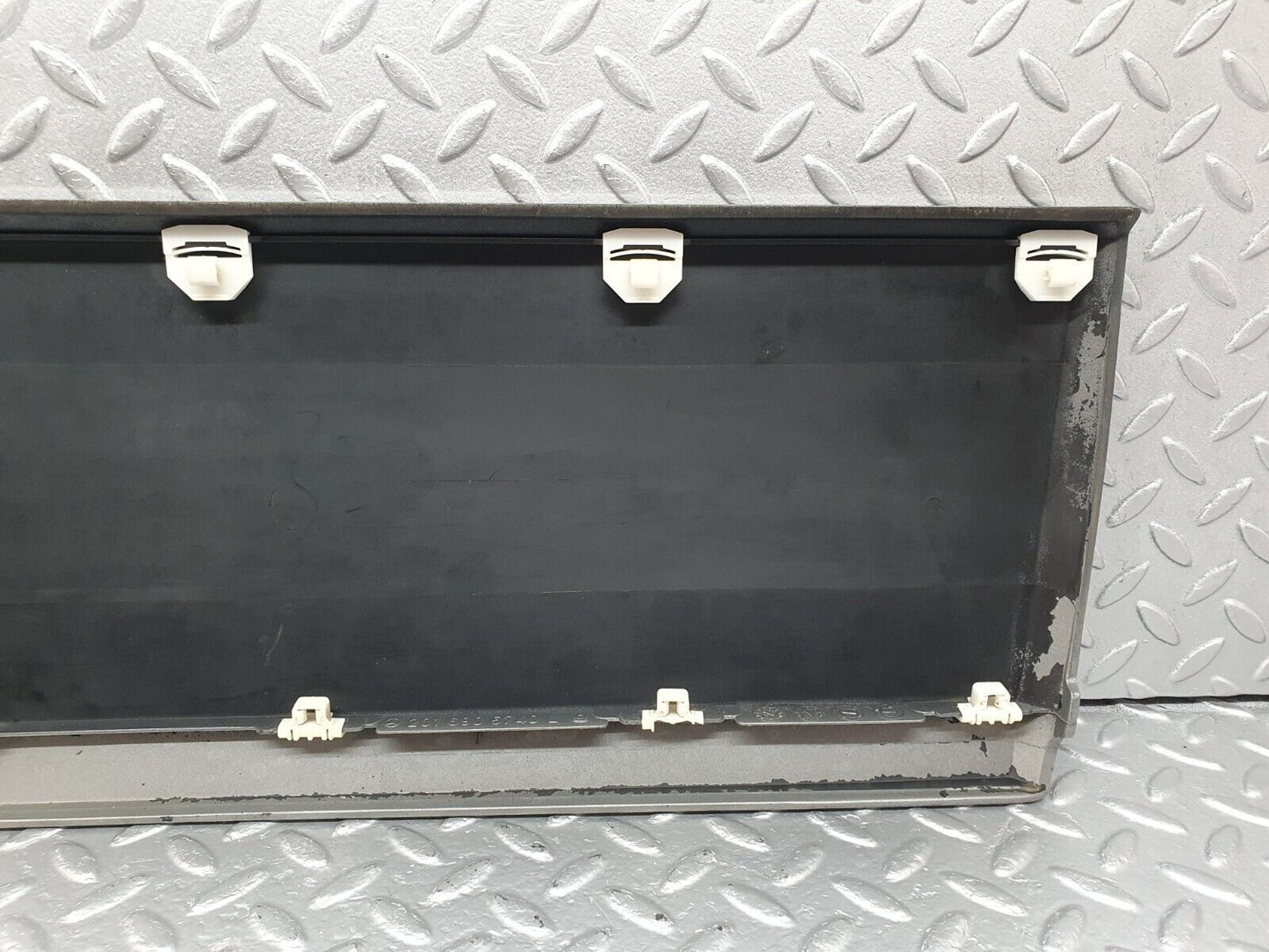 42873 Mercedes-Benz W201 190 Rear Left Door Moulding Trim 2016905740