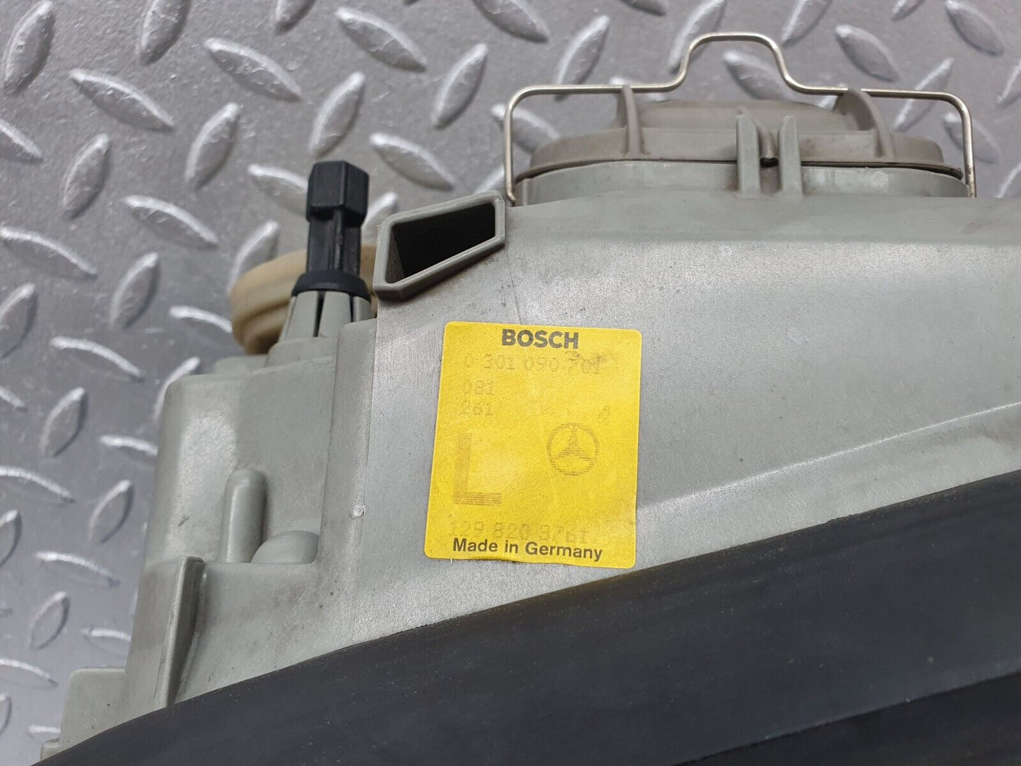42403 Mercedes-Benz R129 320SL Coupe Headlight Bosch Left 0301090701 1298203761 1305621235