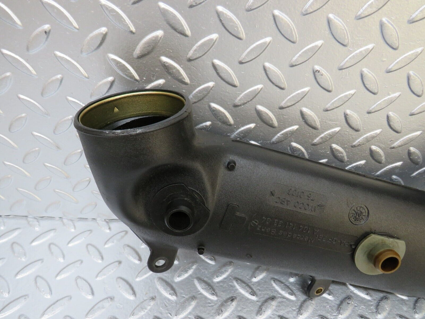 25757 Mercedes-Benz W124 280E Air Intake Pipe 1111400012