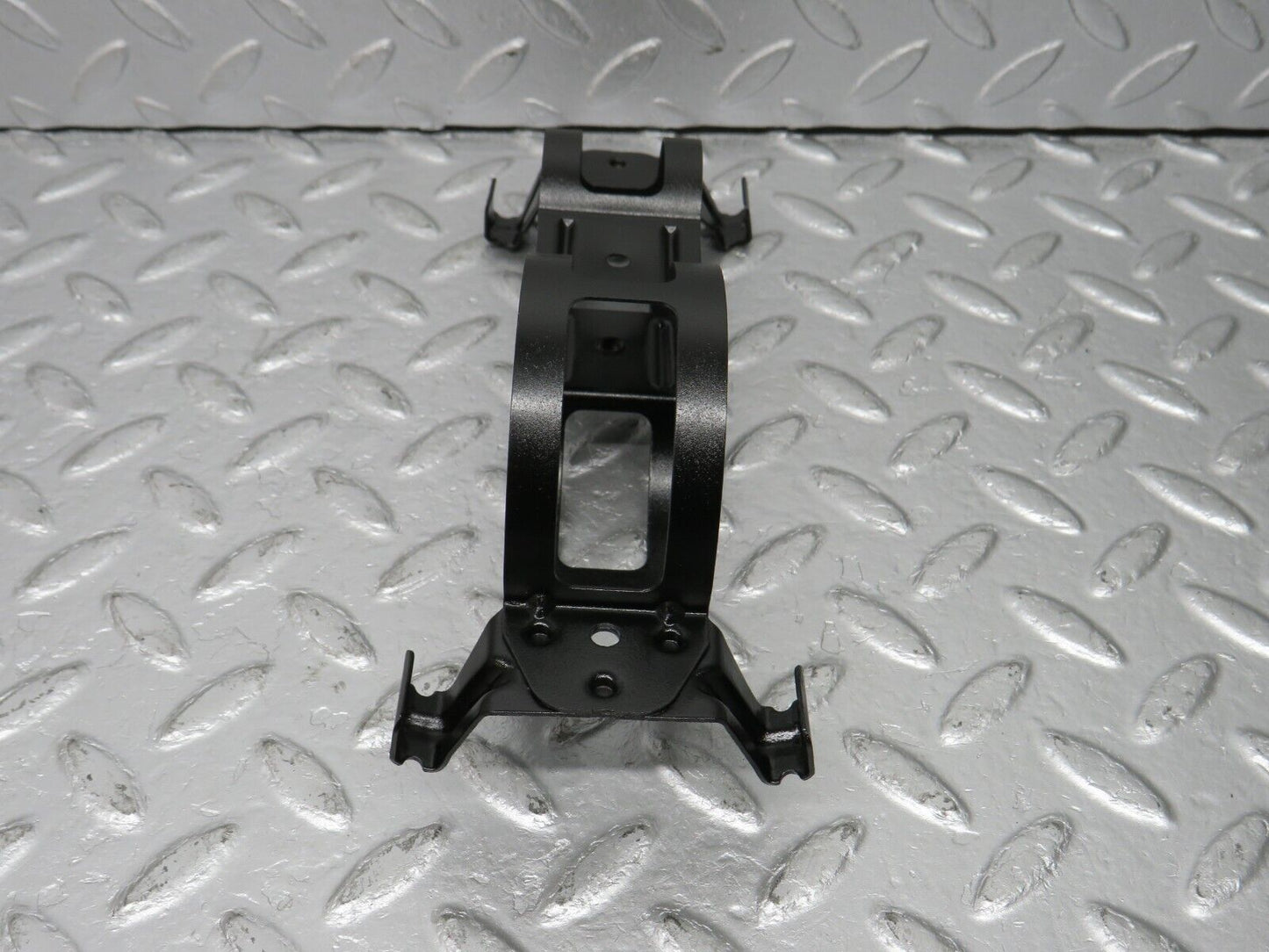 39574 Mercedes-Benz R129 320SL Coupe Fuel Pump Fuel Filter Holder Bracket
