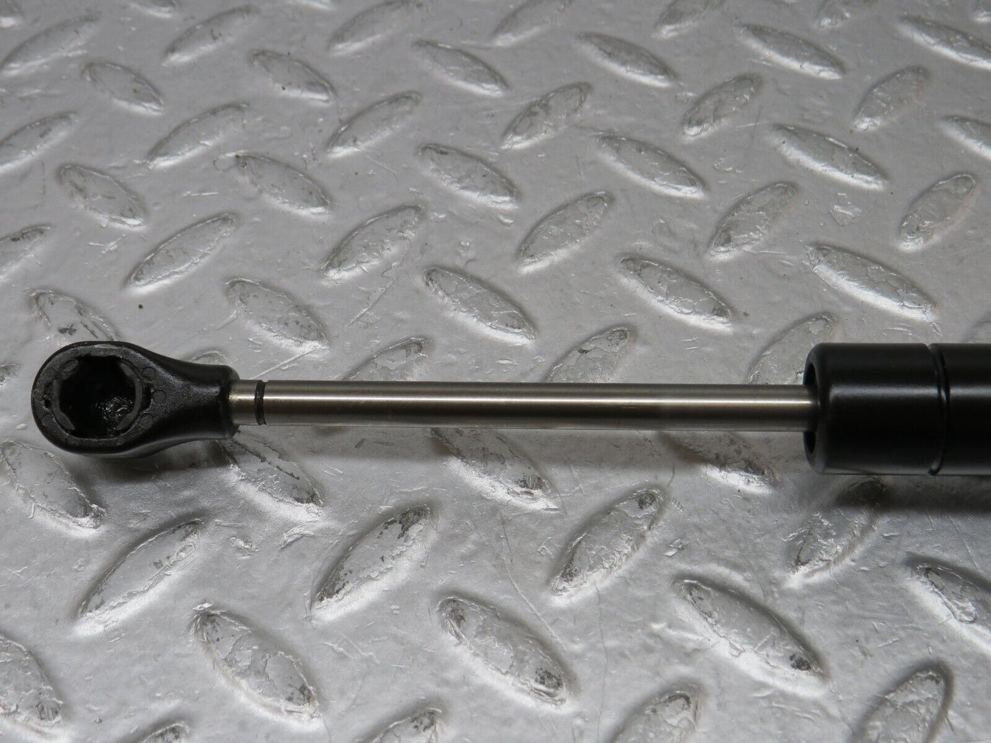 35241 Mercedes-Benz W221 Front Right Door Stopper Strut 2217200016