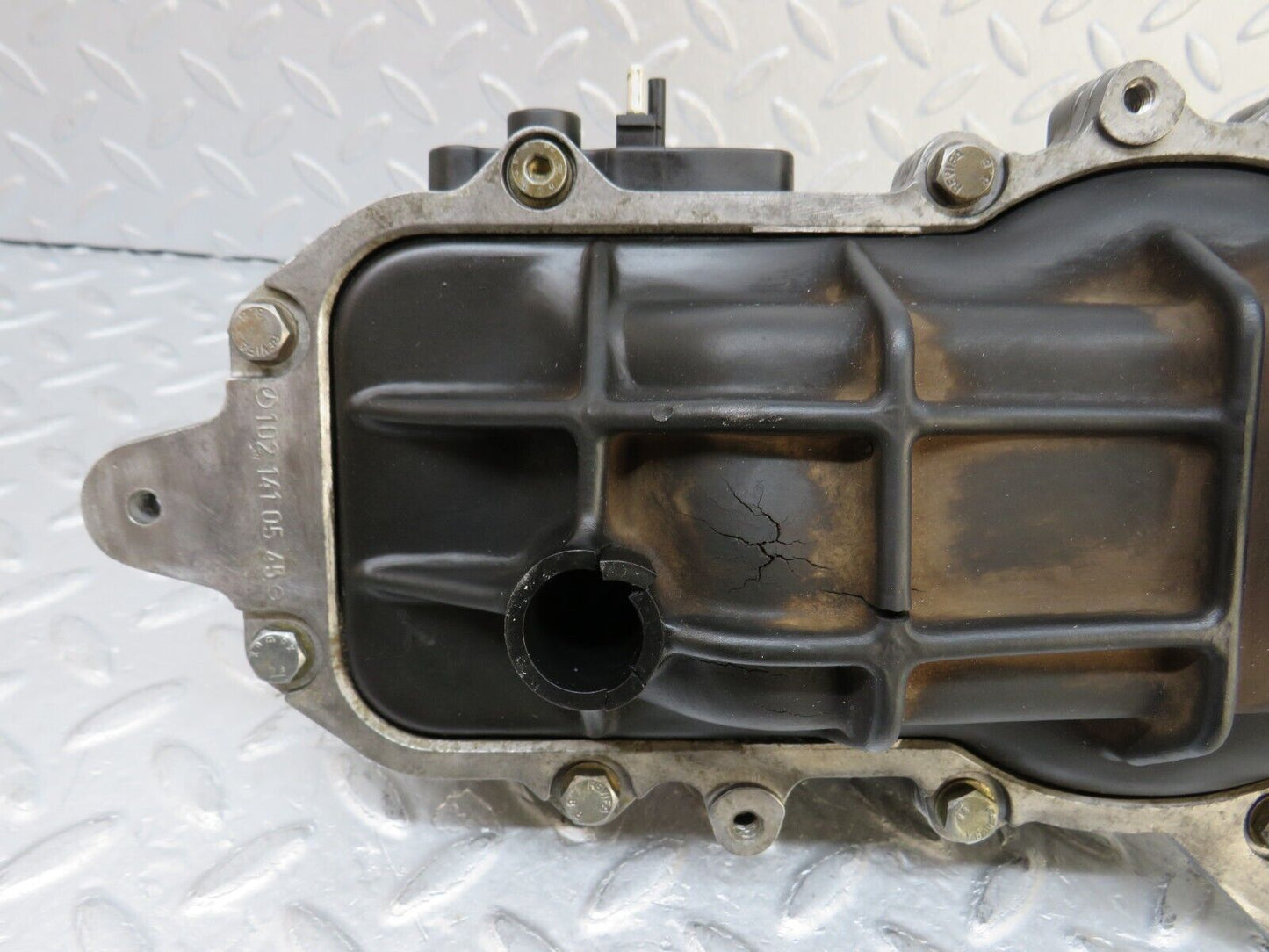 36667 Mercedes-Benz W201 190E 2.0L Air Flow Mass Sensor Bosch 0438121001 1021410990