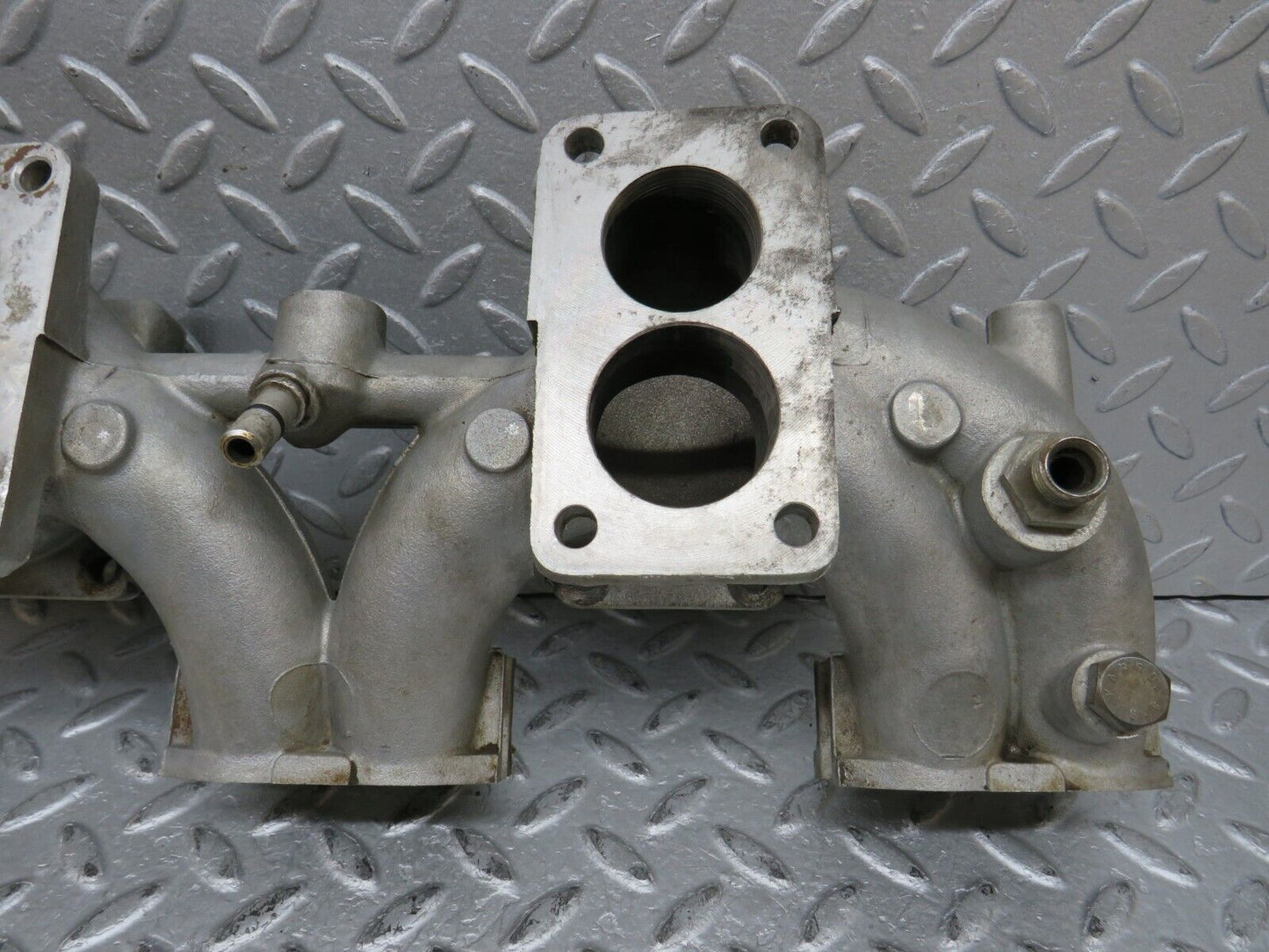 37708 Mercedes-Benz W108 280S Air Intake Manifold 1141410001