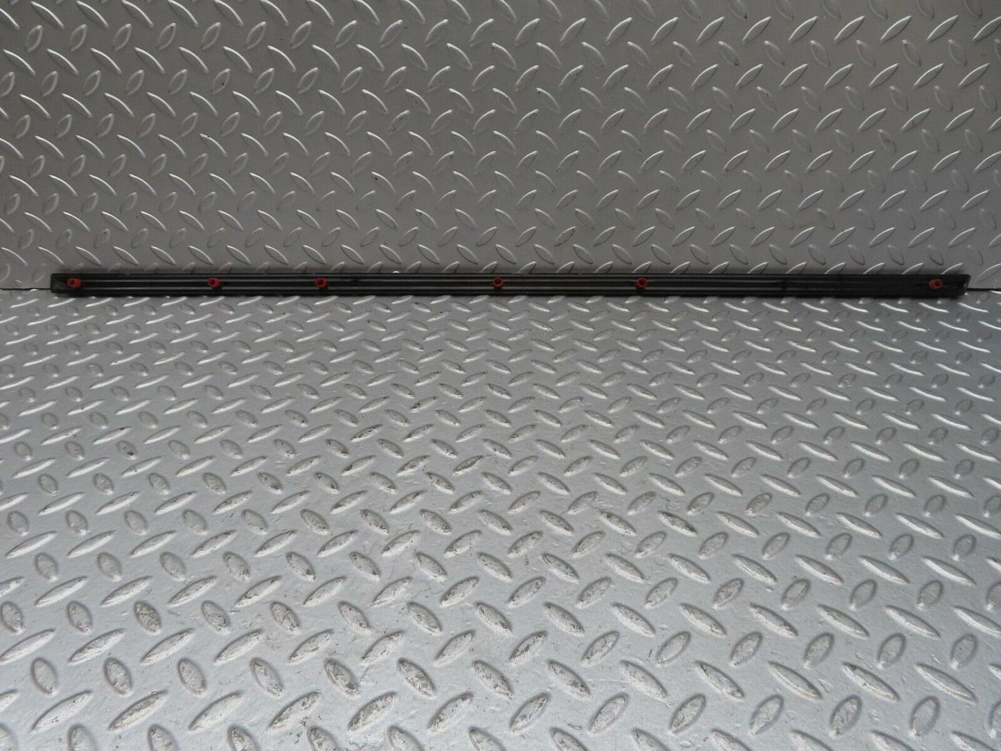13445 Mercedes-Benz W123 200 Rear Right Door Centre Moulding Trim