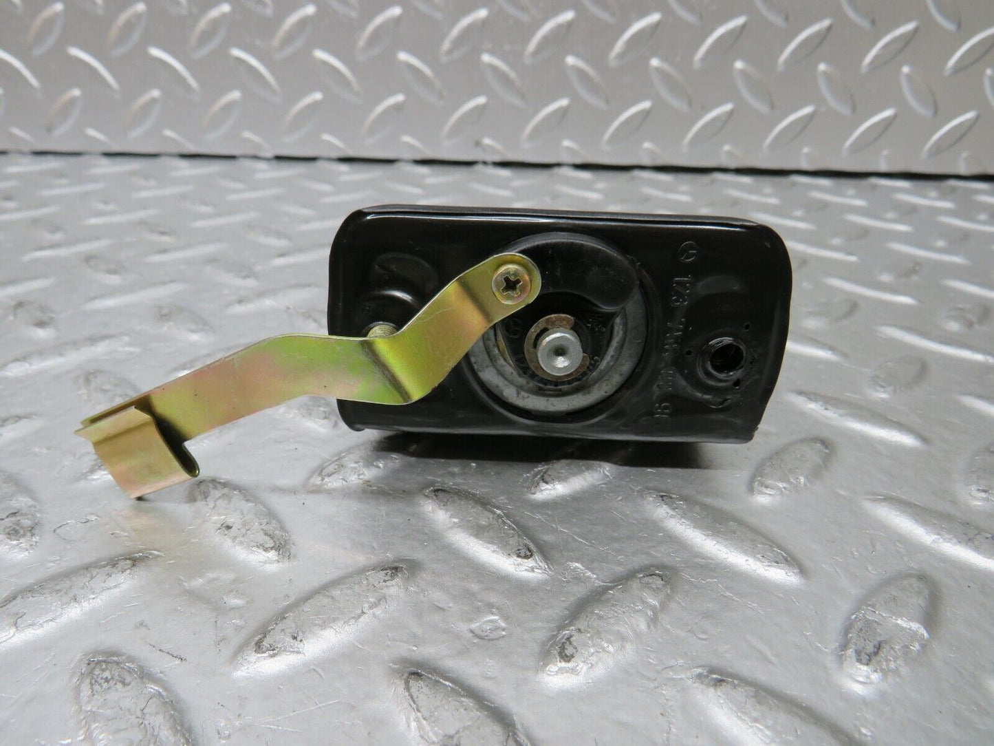 29848 Mercedes-Benz W123 230E Trunk Lock With Key