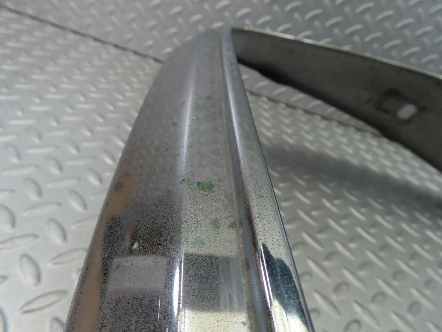 8442 Mercedes-Benz W108 Bonnet Grill Frame Chrome
