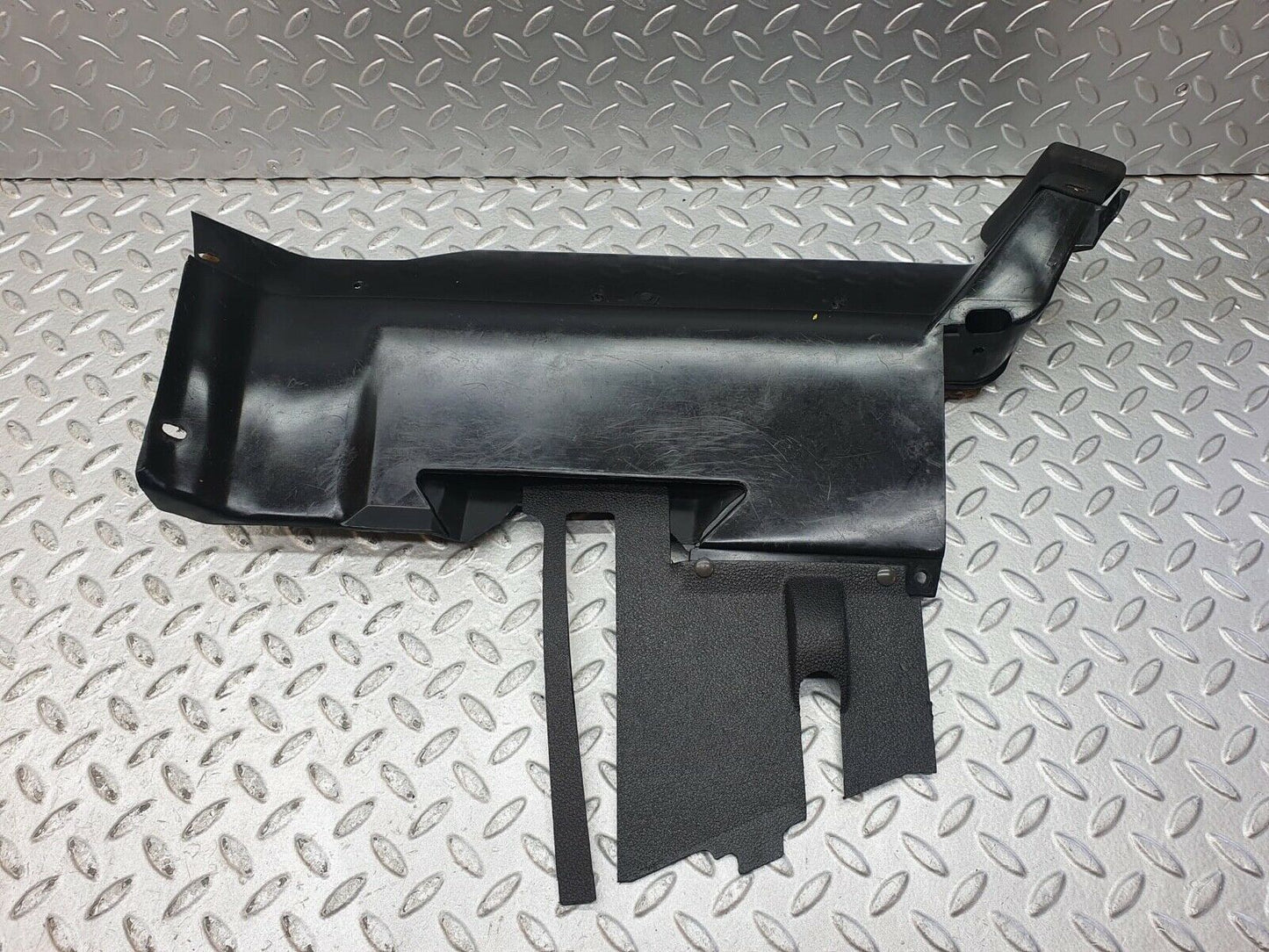 0163 Mercedes-Benz W116 350SE Dashboard Air Duct Right Driver Side O/S