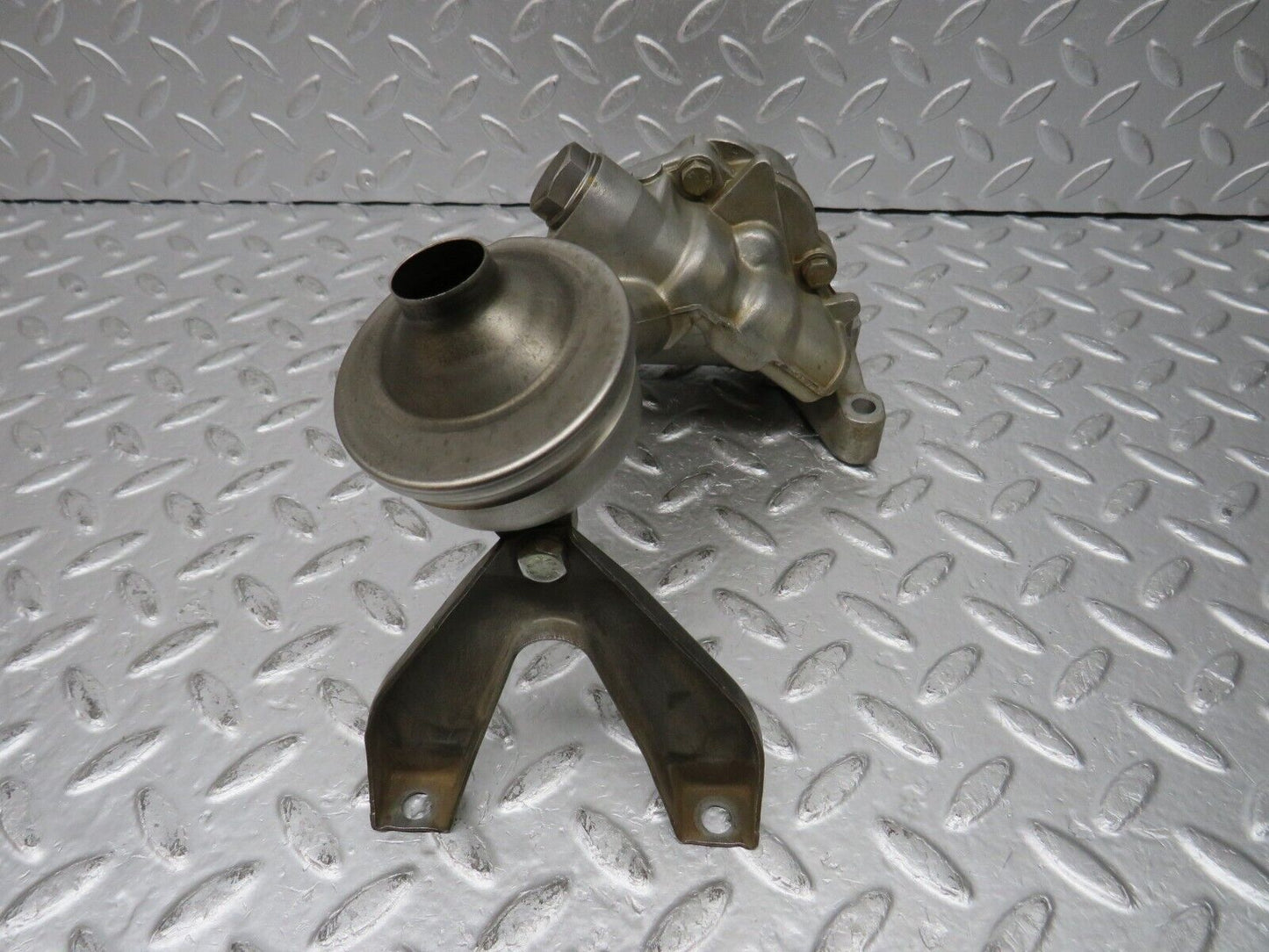 32711 Mercedes-Benz S124 300TE Wagon Oil Pump 6031810320 1031810001
