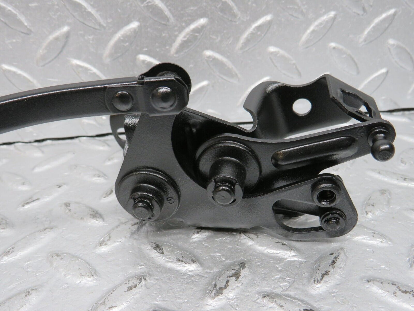 40133 Mercedes-Benz R107 350SL Coupe Throttle Linkage