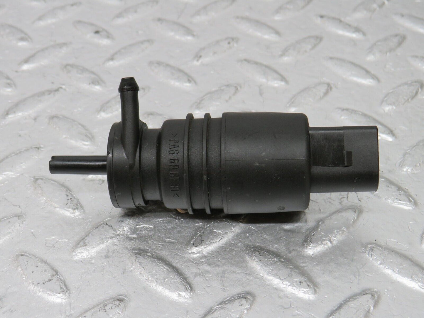 34743 Mercedes-Benz W210 320E Windscreen Washer Pump VDO