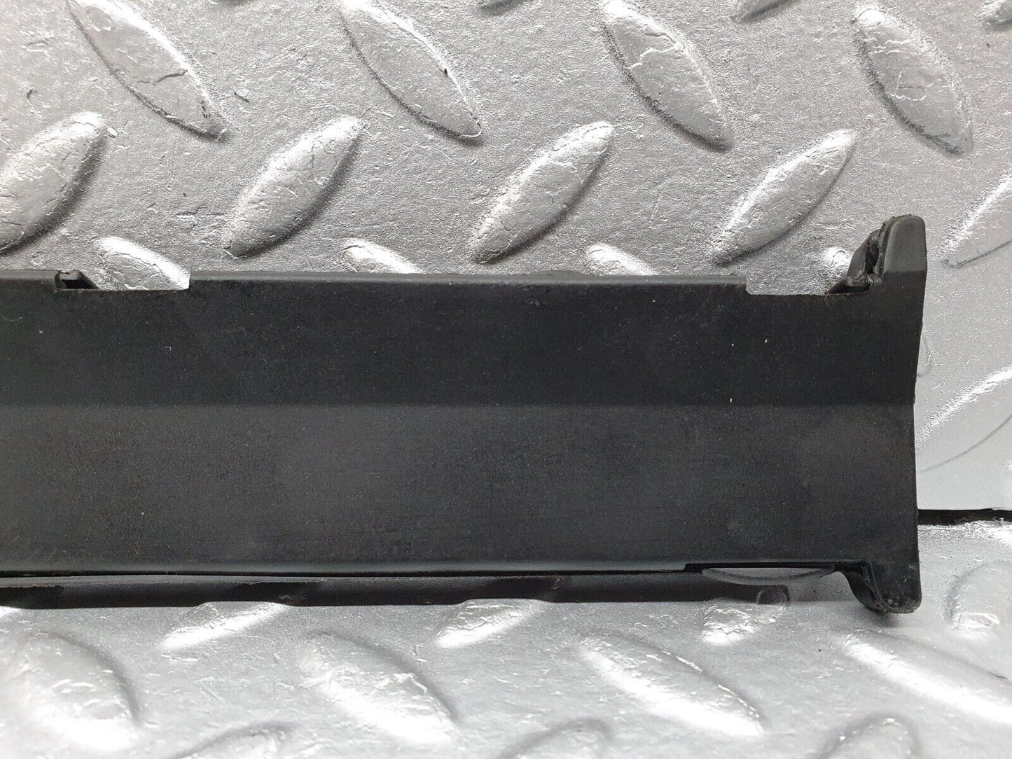 41069 Mercedes-Benz W126 300SE Ignition Leads Cover 10315905540 1031590440