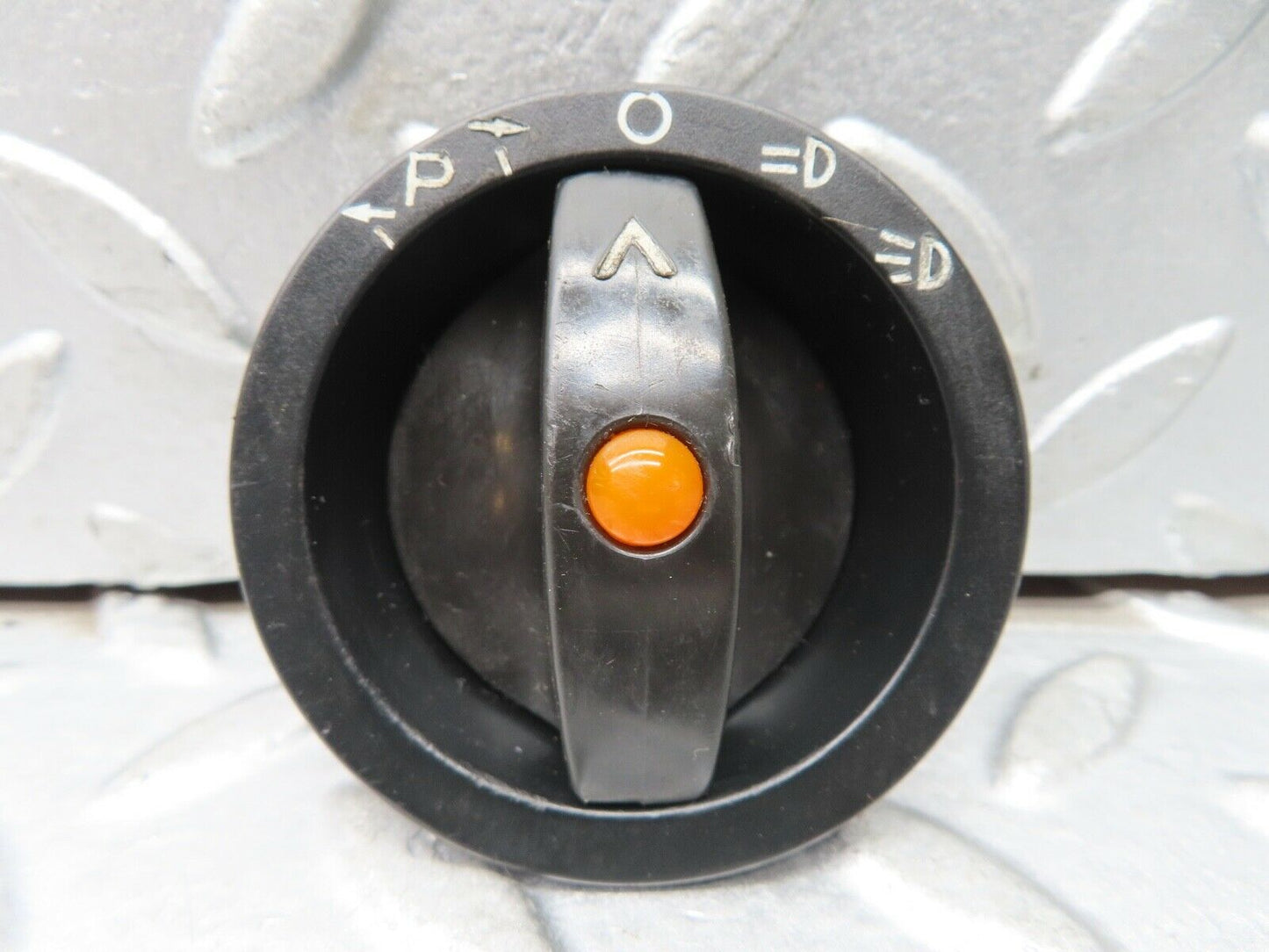 19067 Mercedes-Benz W123 300D Headlight Switch Black Collar And Knob