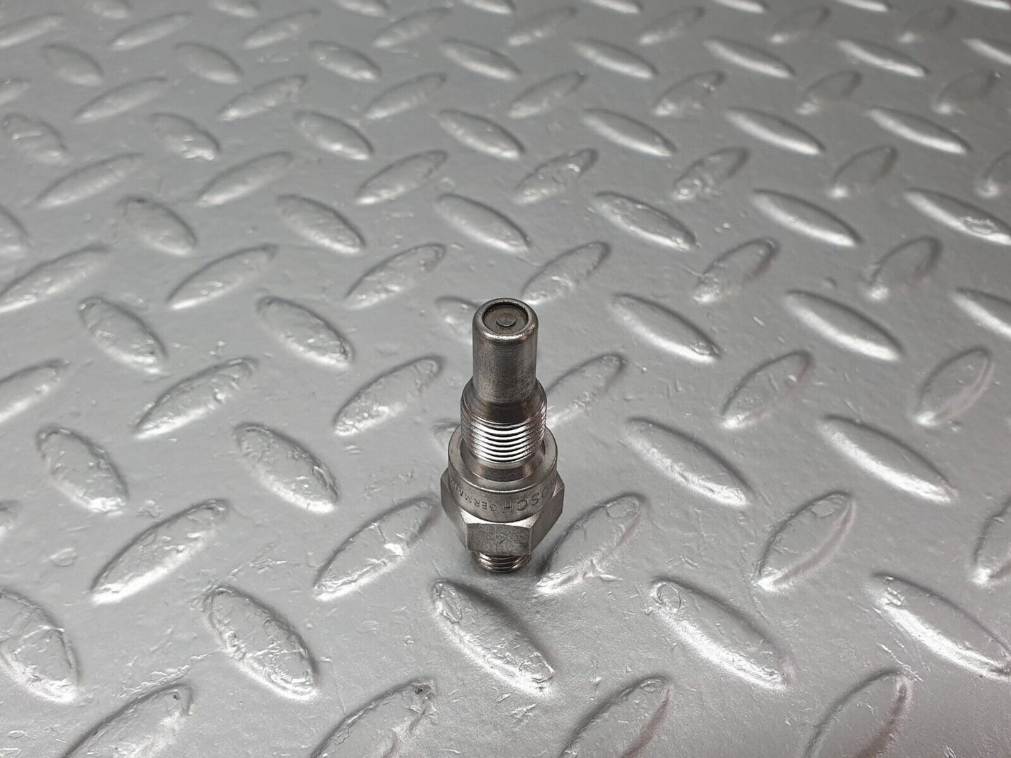 43364 Mercedes-Benz W108 280SE Fuel Injector Bosch DC8C45R2