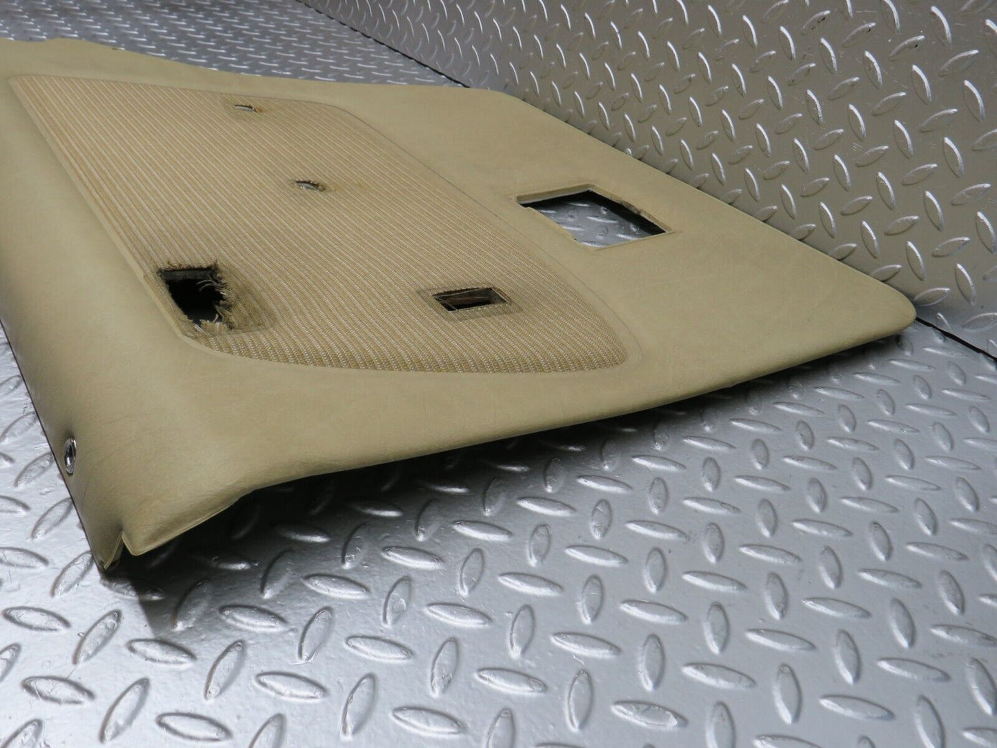 29618 Mercedes-Benz W123 230E Rear Right Door Card Beige