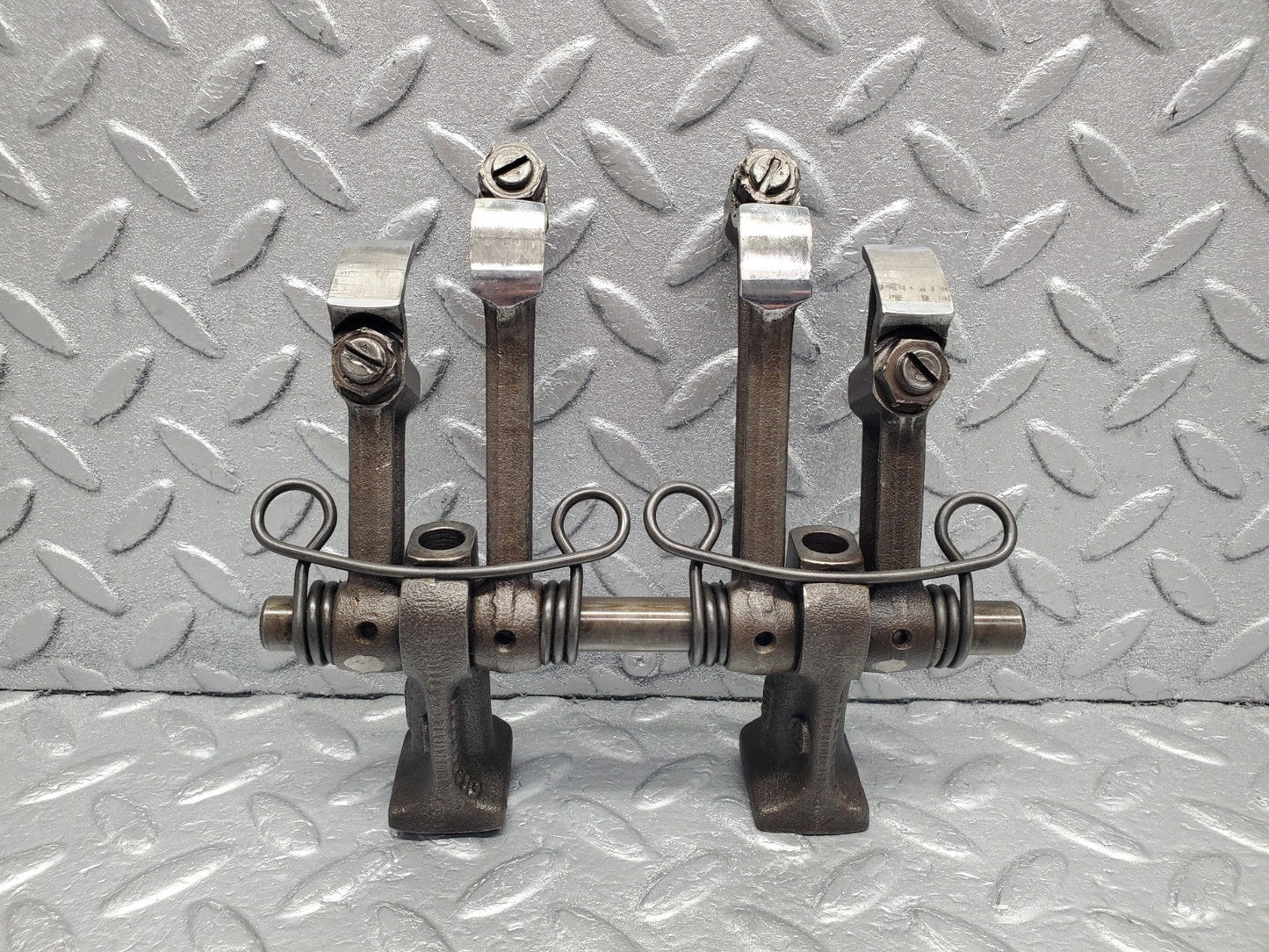 W112 rocker arm support arm and shaft used OEM