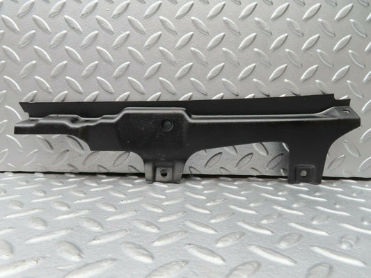 16657 Mercedes-Benz C107 380SLC Rear Right Inner Window Seal Holder Bracket
