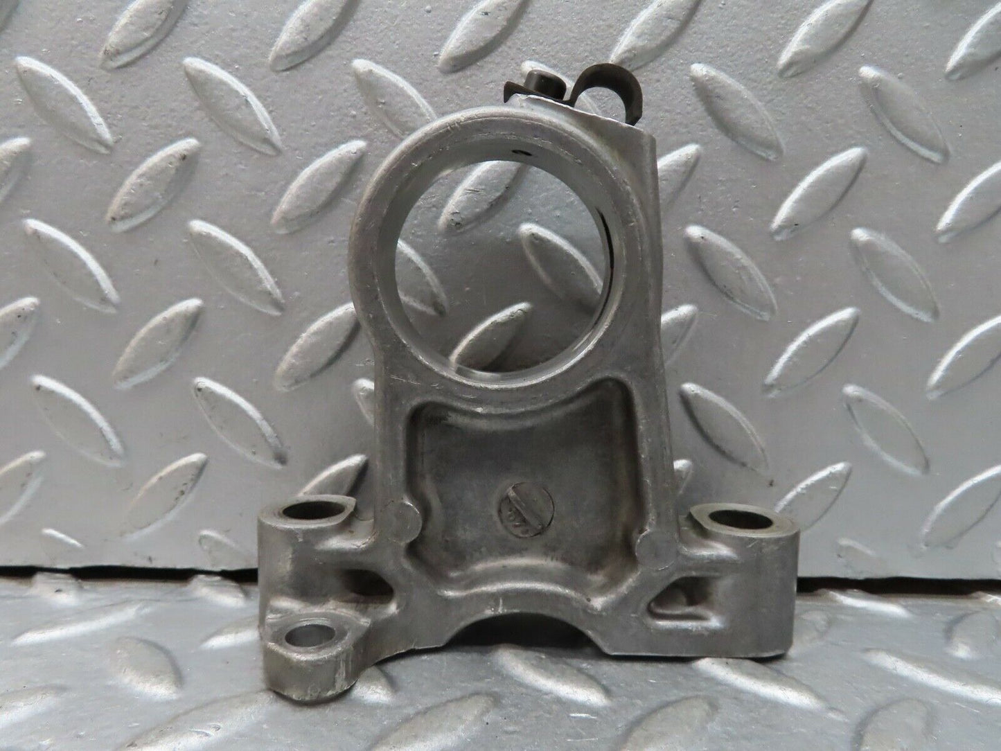 19245 Mercedes-Benz W123 300D Camshaft Tower Bearing 6160510612