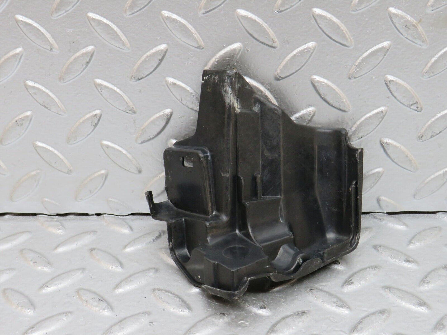 27925 Mercedes-Benz W123 280E Front Left Door Lock Mechanism Cover 1237230108