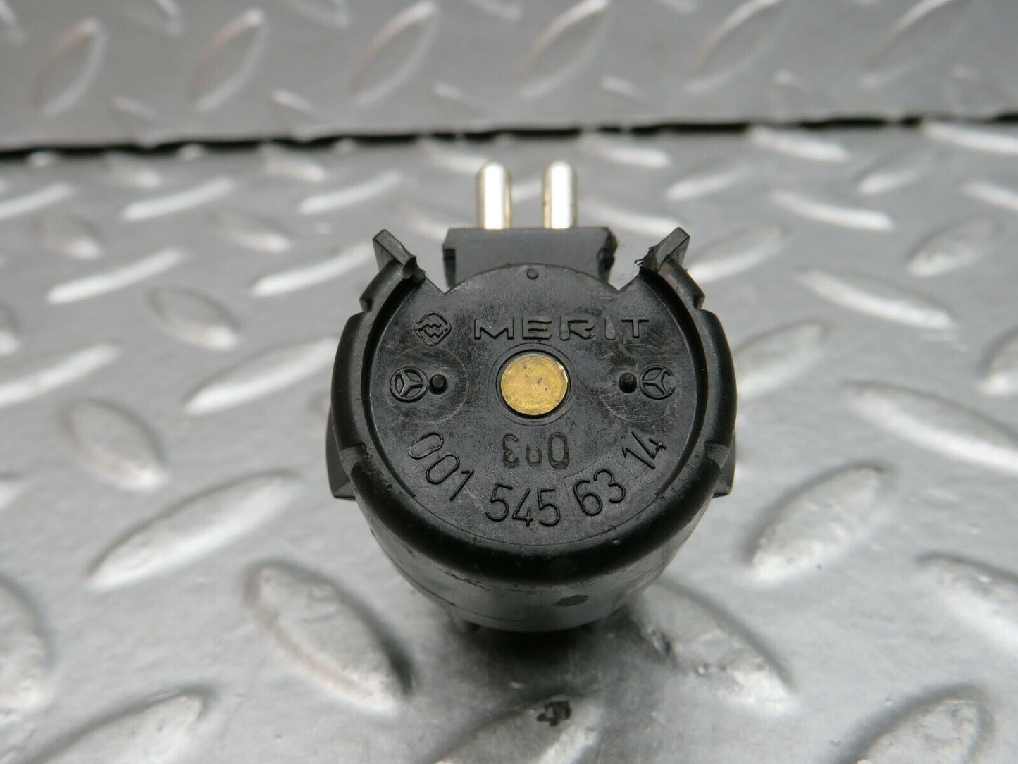 22281 Mercedes-Benz S123 280TE Wagon Gearbox Kick Down Switch 0015456314