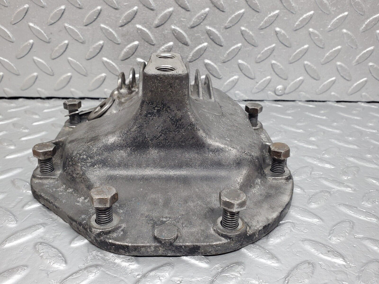 45523 Mercedes-Benz C126 380SEC Coupe Rear Differential Cover 1263510308