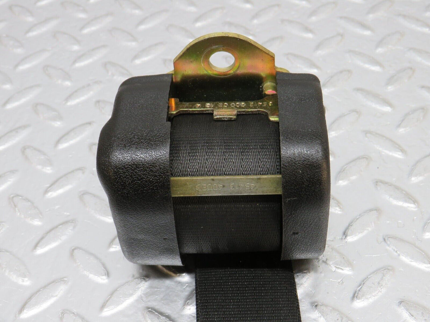 0599 Mercedes-BenzW123 230E Rear Left Seat Belt  1268608985