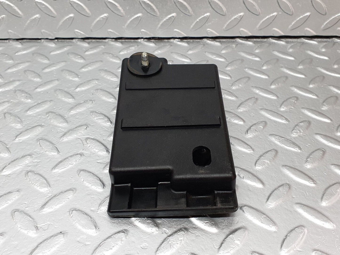 41749 Mercedes-Benz W202 C200 Rear Bumper Bracket 2028800630