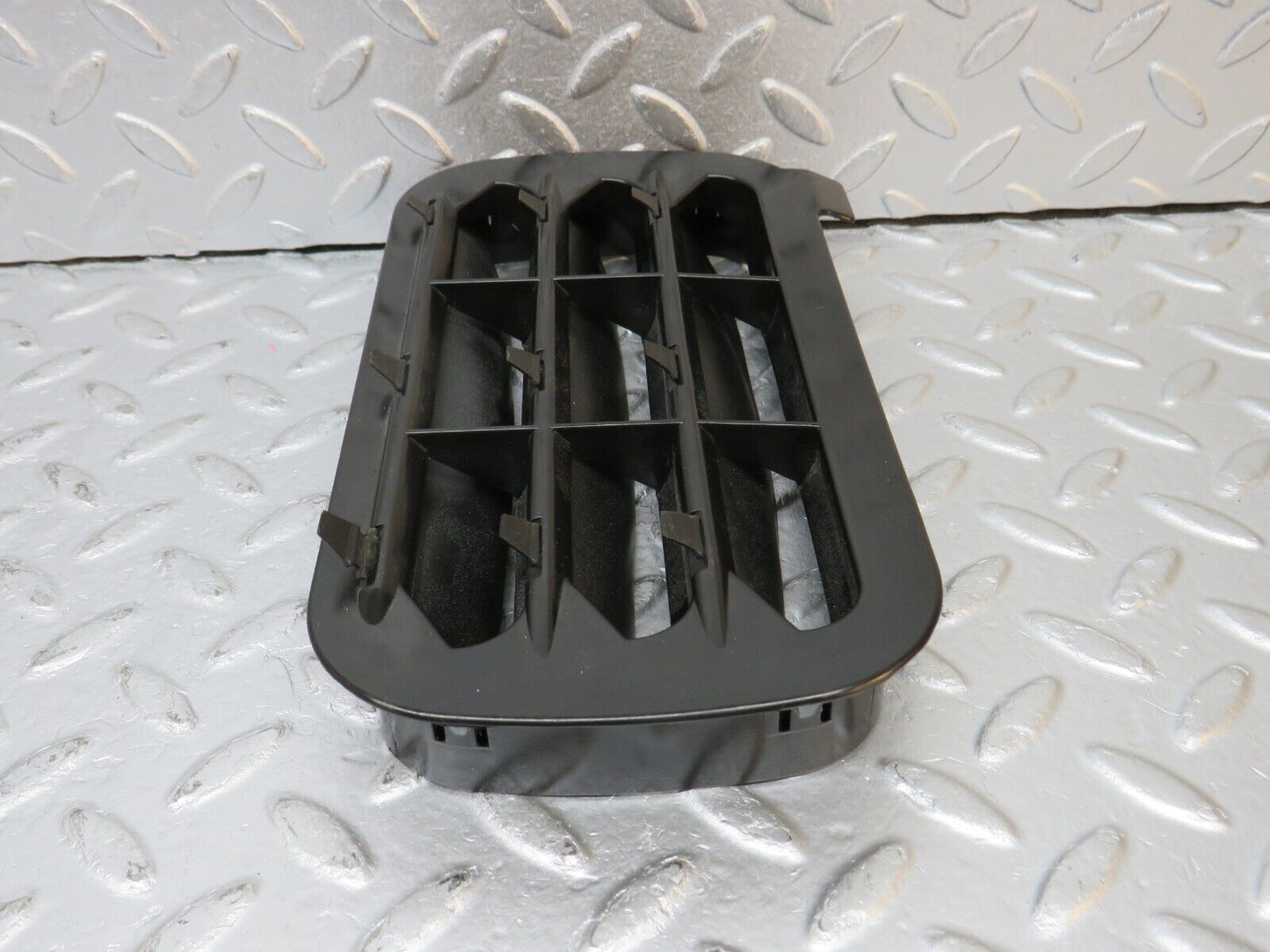 39682 Mercedes-Benz R129 320SL Coupe Air Intake Vent 1248370230 1248370242