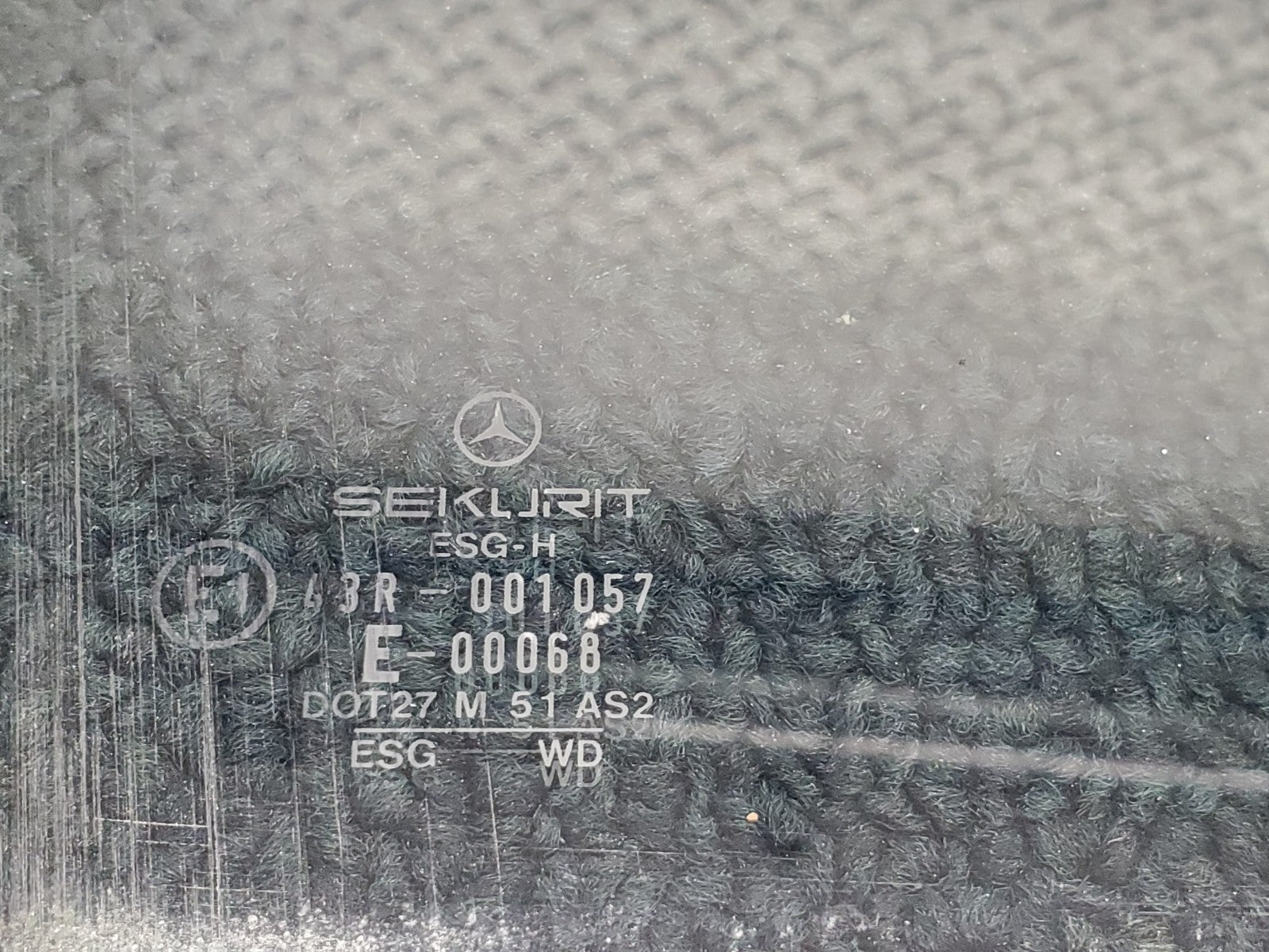 47318019