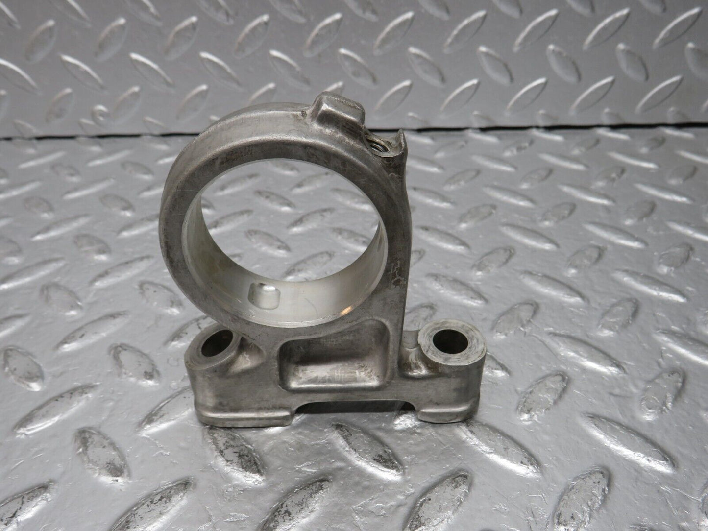 32797 Mercedes-Benz C107 R107 350 V8 Camshaft Tower Bearing 1160512112