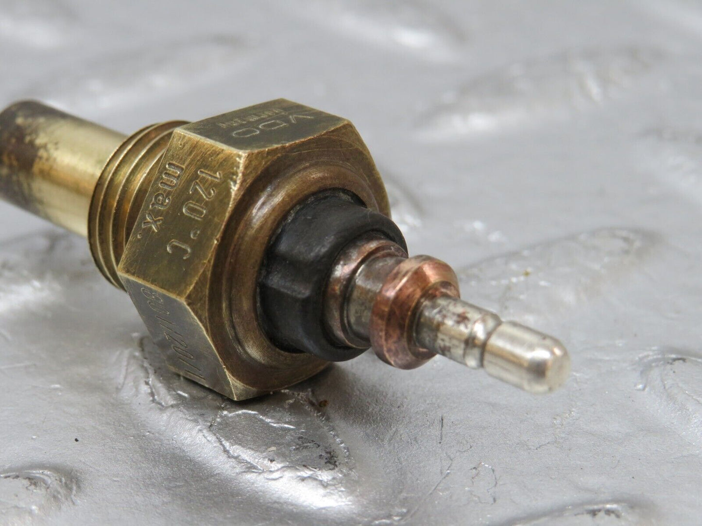 34497 Mercedes-Benz C126 380SEC Coolant Temperature Sensor VDO 0055421017