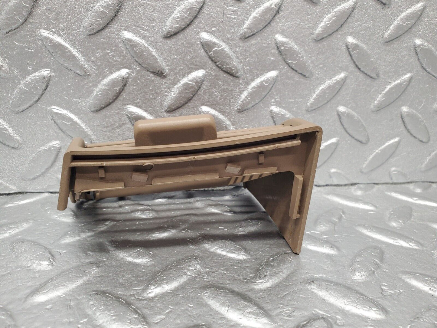 46834 Mercedes-Benz R129 320SL Coupe Dash Air Vent Right Side