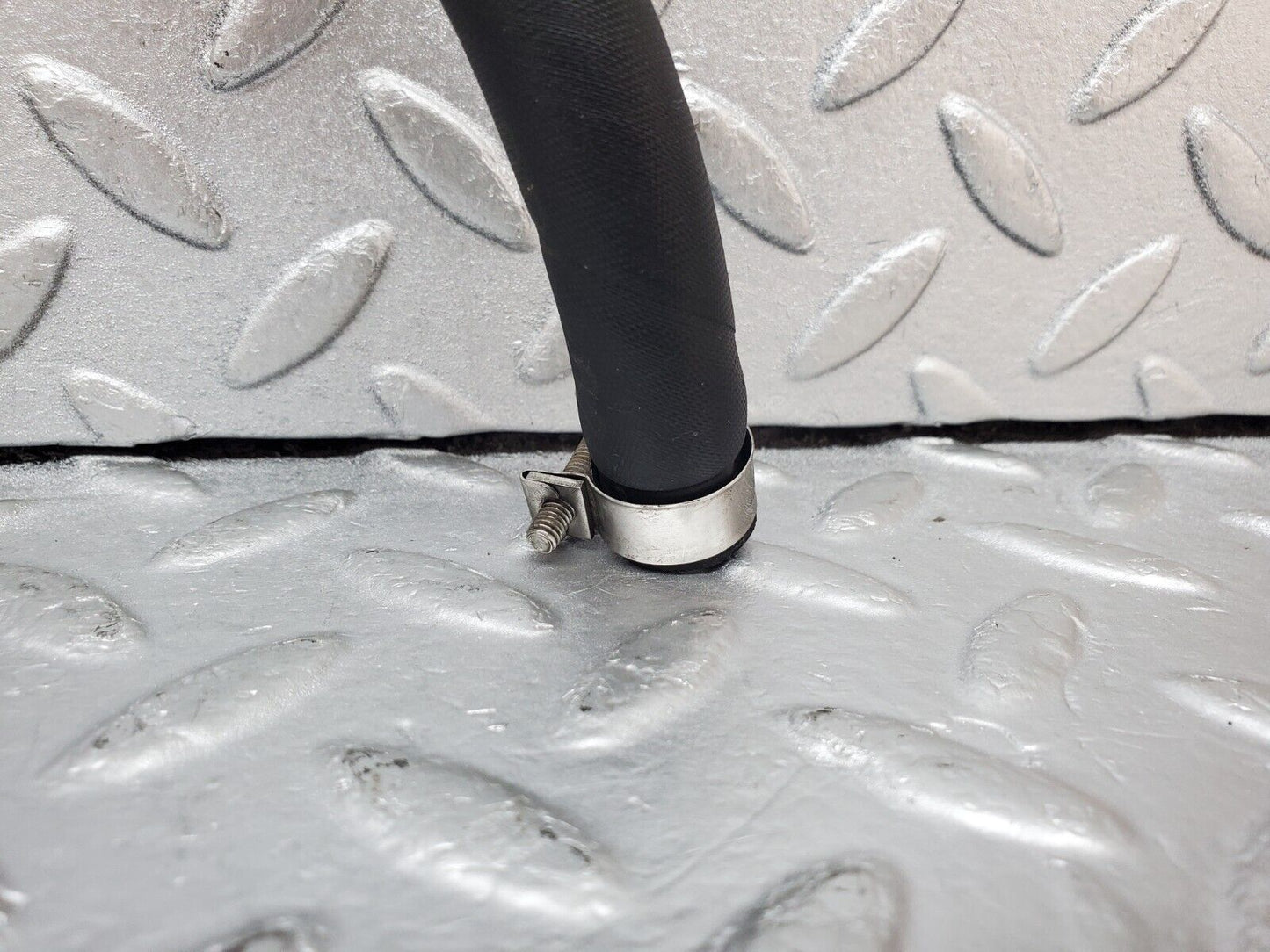 45313 Mercedes-Benz R129 300SL Coupe Oil Hose Pipe